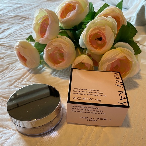 Mary Kay Ivory 1 Mineral Power - Picture 3 of 3
